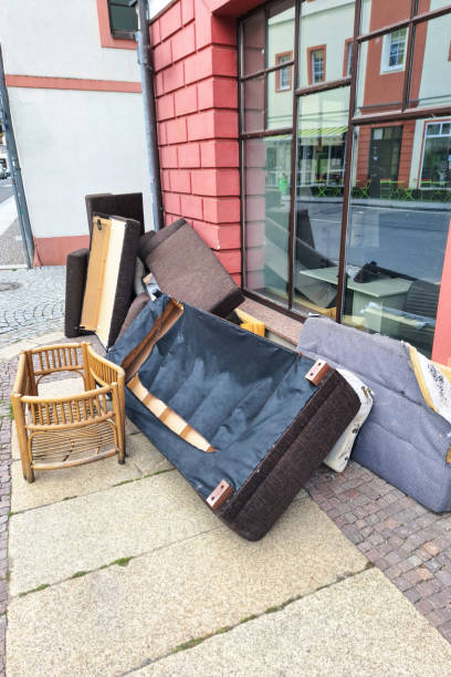 Best Mattress Disposal  in Urbandale, IA